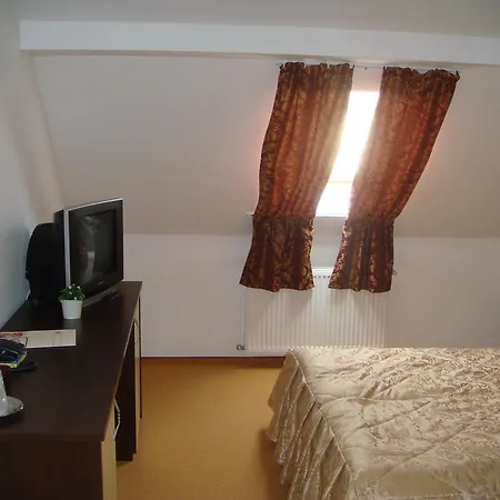 Hotel Krone 3*